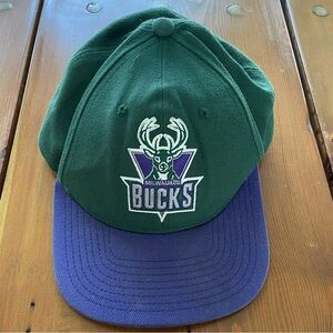 Mitchell & Ness Green Cap